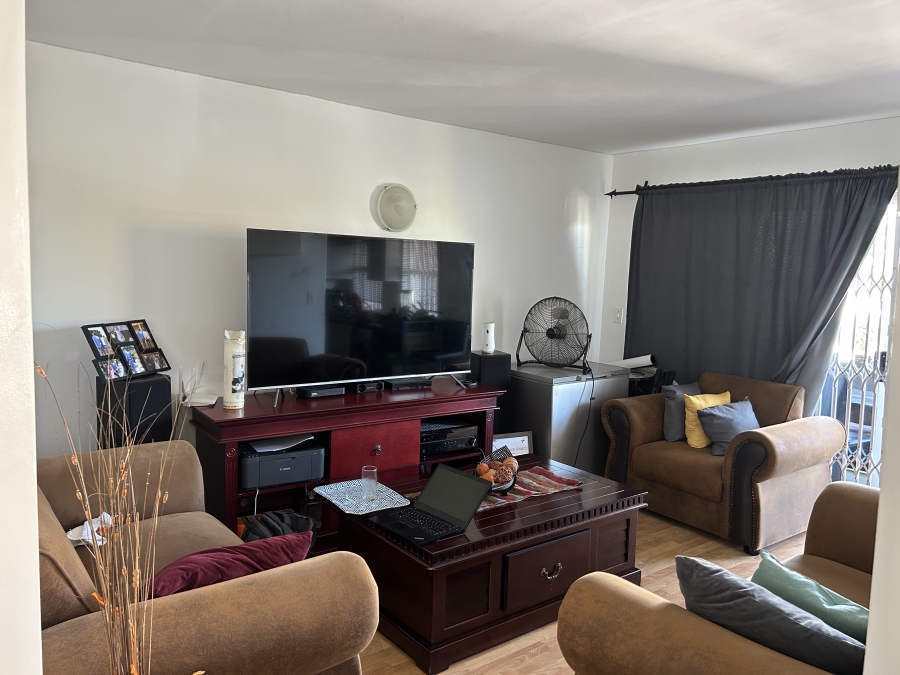 2 Bedroom Property for Sale in Durbanville Western Cape